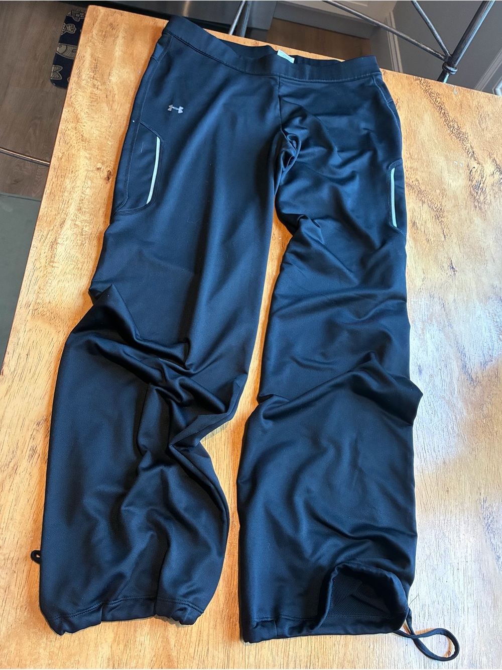Under Armour Black Women’s Athletic Joggers with Reflective Trim
